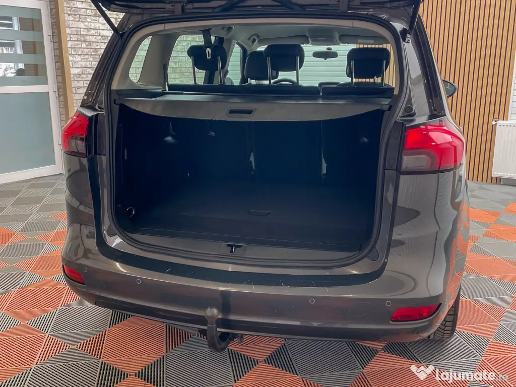 OPEL ZAFIRA . An 2016 . 1,6 Diesel . Rate fixe . Garantie 12 luni , Buy-Back . 