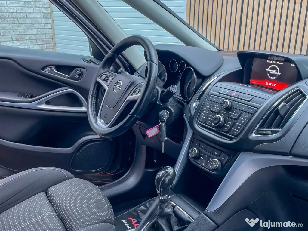 OPEL ZAFIRA . An 2016 . 1,6 Diesel . Rate fixe . Garantie 12 luni , Buy-Back . 