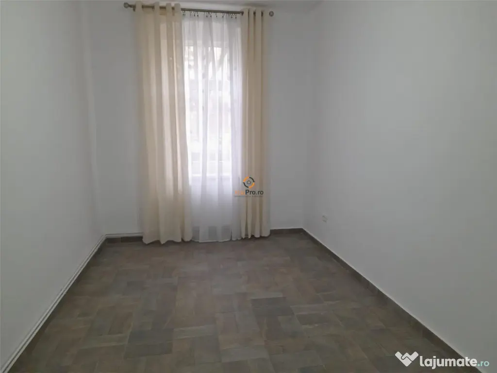Apartament 1 Camera cu Centrala si Curte