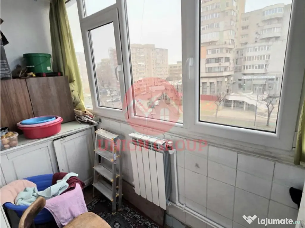 Apartament 3 Camere, Decomandat, zona Casa de Cultura