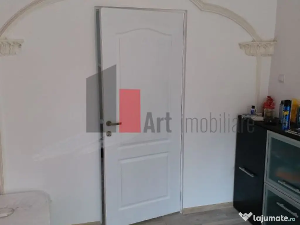 Oportunitate Unică! Vilă Spațioasă lângă Podul Gran... 