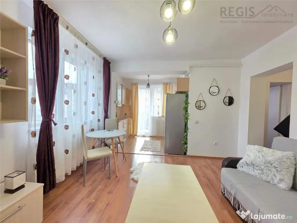 Garsoniera Tractoru langa Coresi cu loc de parcare 