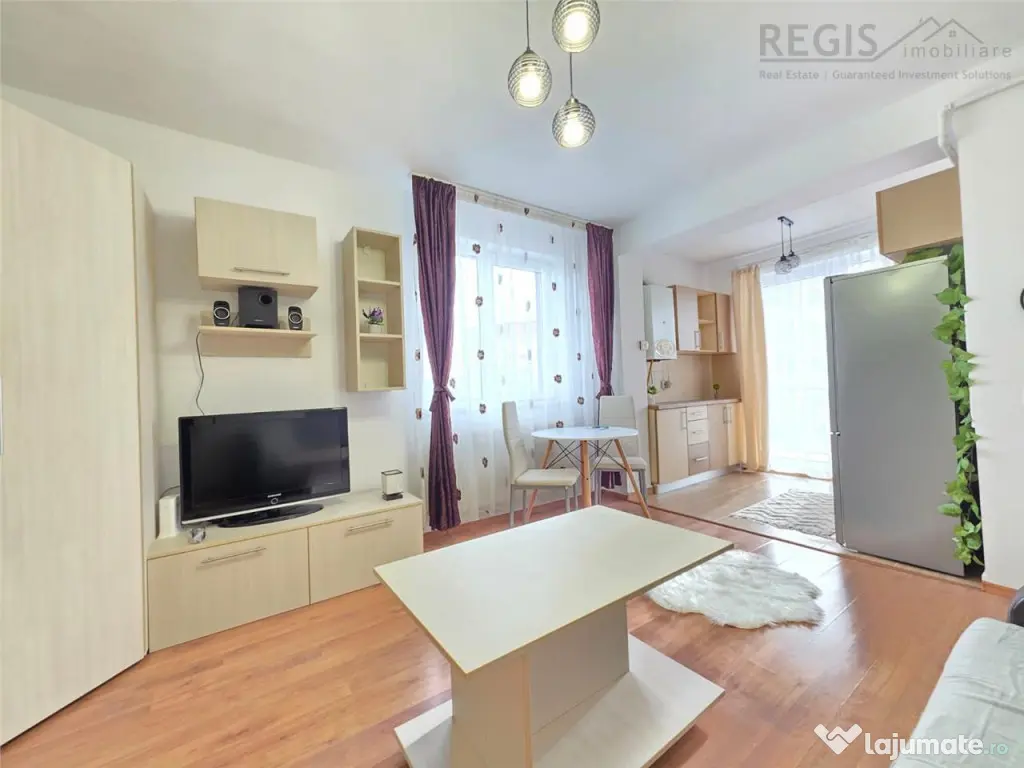 Garsoniera Tractoru langa Coresi cu loc de parcare 