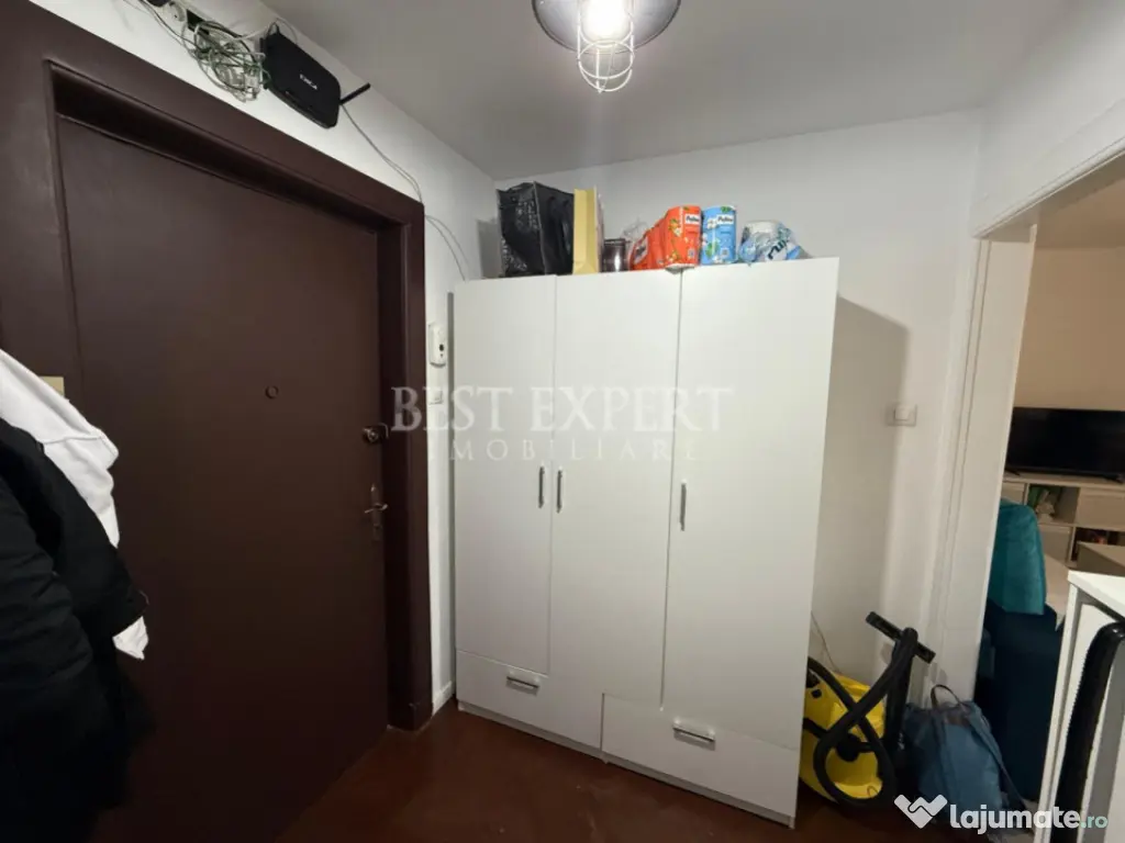 Apartament 2 camere bine conectat și încălzit cu central? 