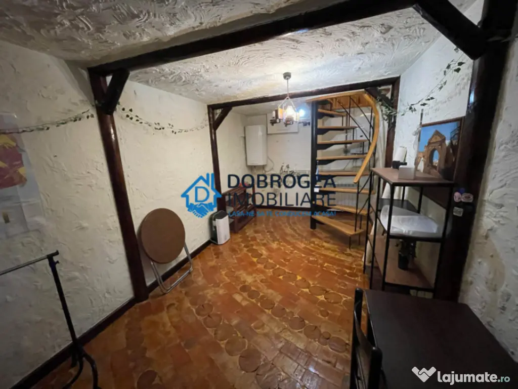 Peco- 3 camere, mobilat si utilat modern, gradina privata, p 