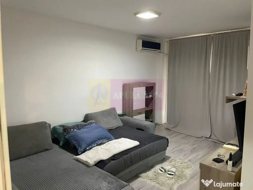 Garsoniera 33 mp luica/brancoveanu