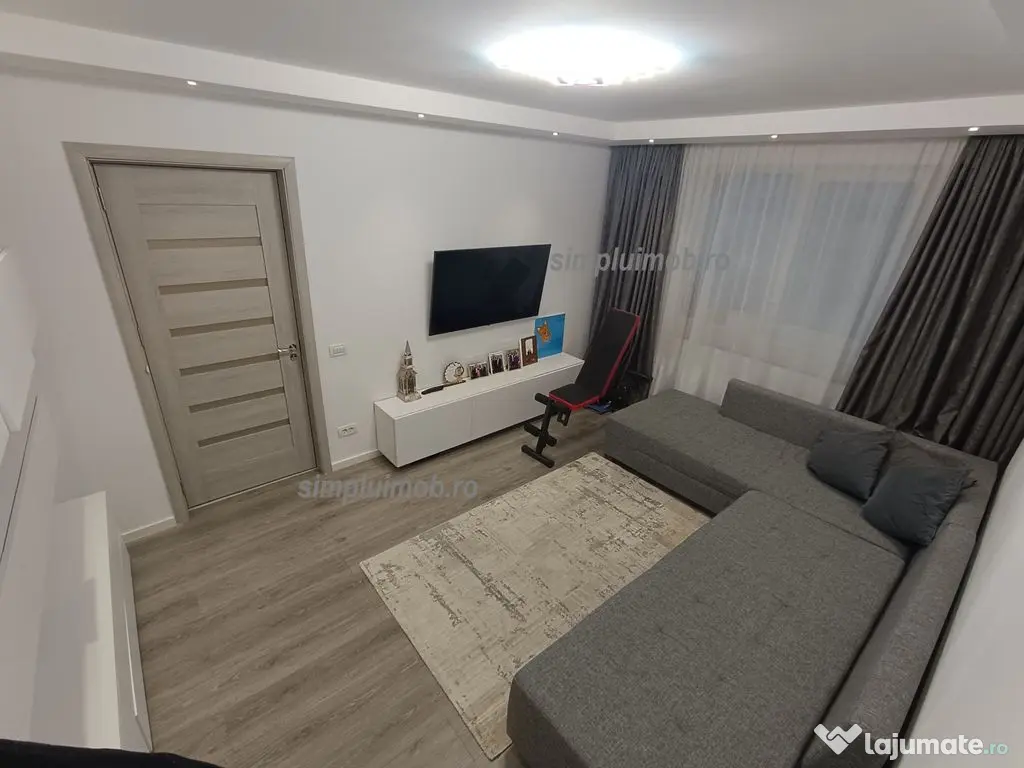 Centrala Parcare Boxa Decomandat 3 Camere Renovat Spatios...