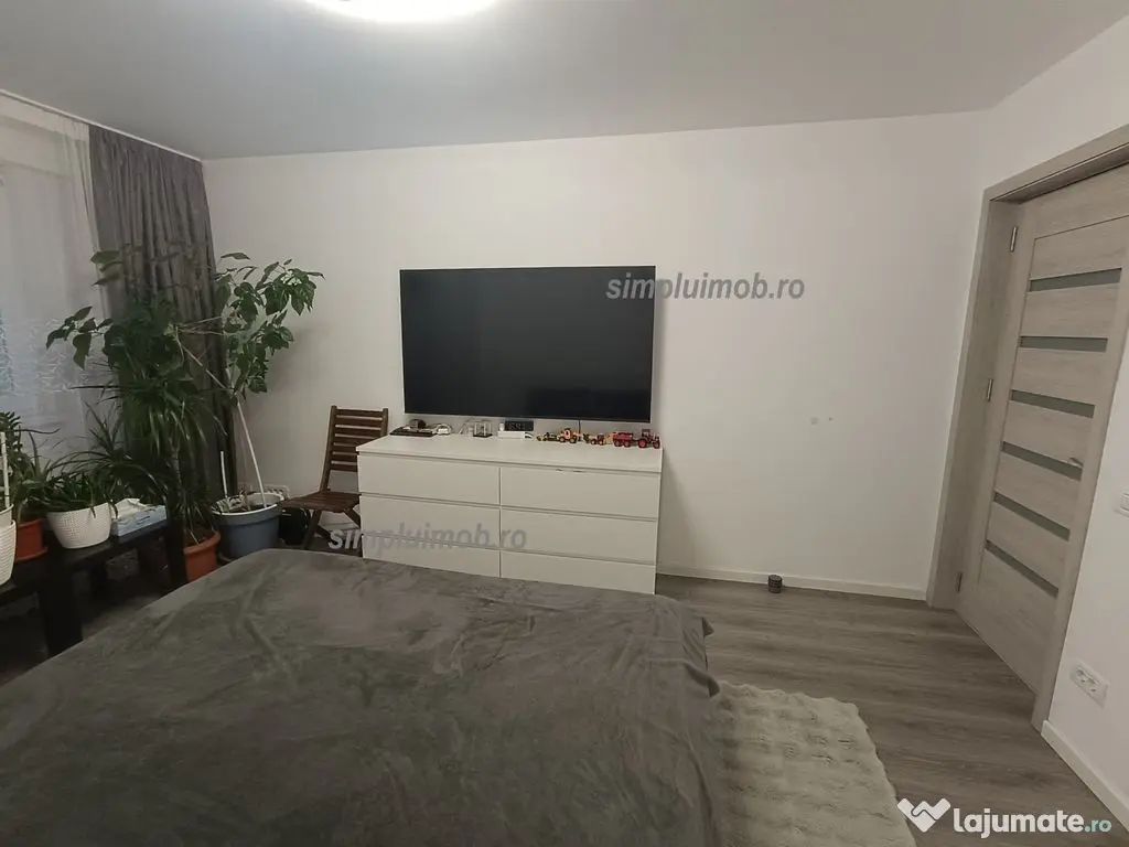 Centrala Parcare Boxa Decomandat 3 Camere Renovat Spatios...