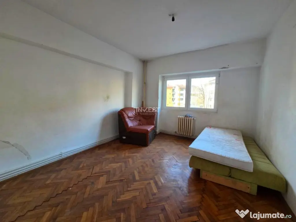 APARTAMENT 3 CAMERE-DECOMANDAT-ETAJ 1-DACIA