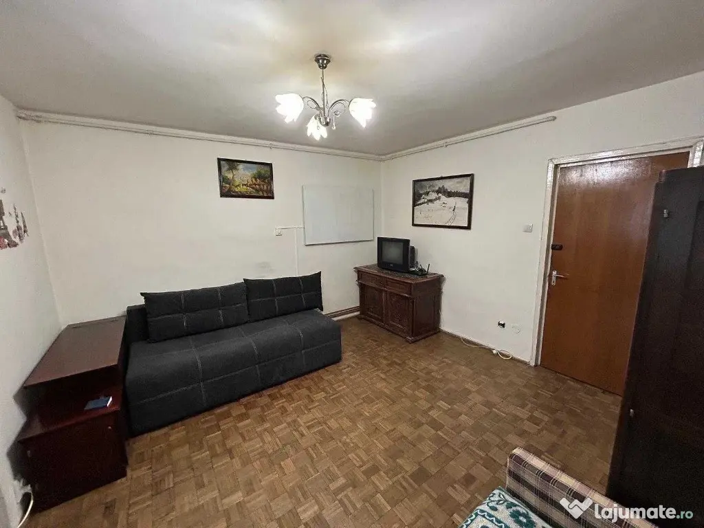 Garsoniera zona ASTRA,Str Soarelui 