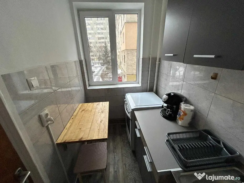 Garsoniera zona ASTRA,Str Soarelui 