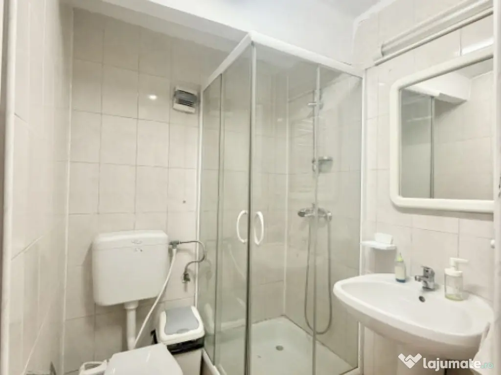 Str Washington, spațiu pretabil cabinet, salon, birou 