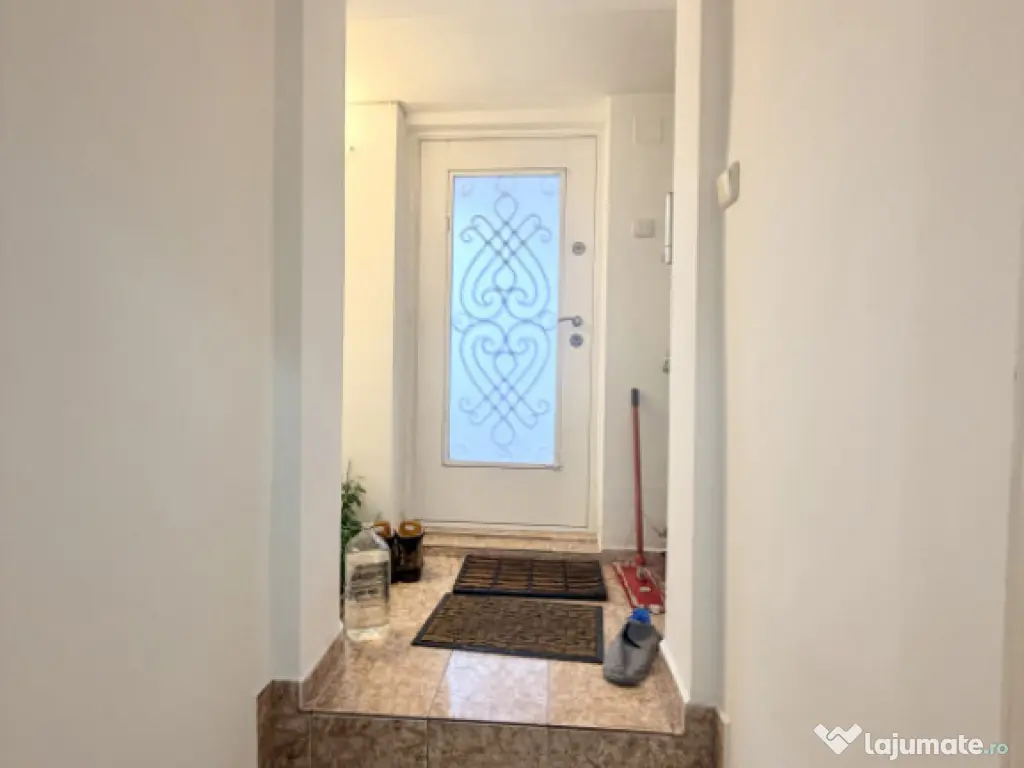 Str Washington, spațiu pretabil cabinet, salon, birou 