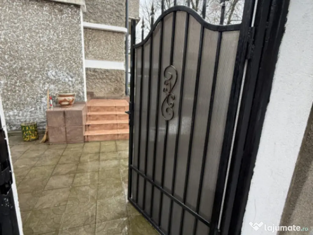 Str Washington, spațiu pretabil cabinet, salon, birou 