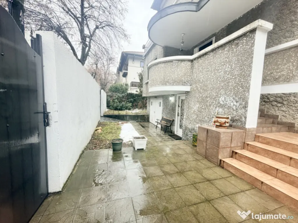 Str Washington, spațiu pretabil cabinet, salon, birou 