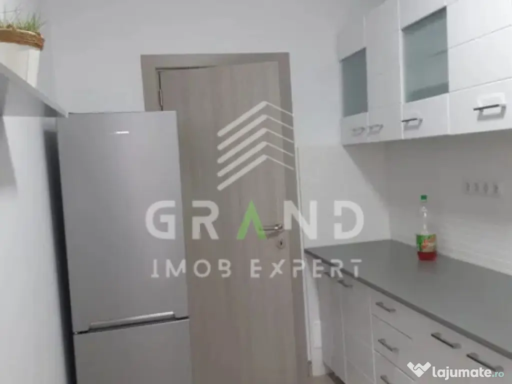 Apartament modern | 2 Camere decomandate | 3 Parcari | Etaj 