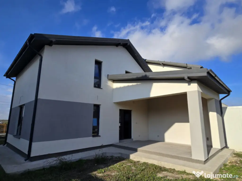 Casă modernă P+M Agigea, zonă liniștită 