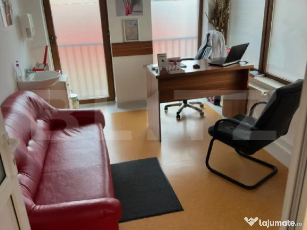 Spatiu comercial, 90 mp, parcare, zona Între Lacuri 