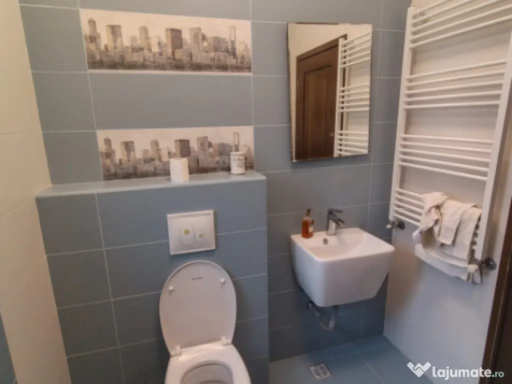 Apartament 3 camere decomandat, 90mp, Centru 