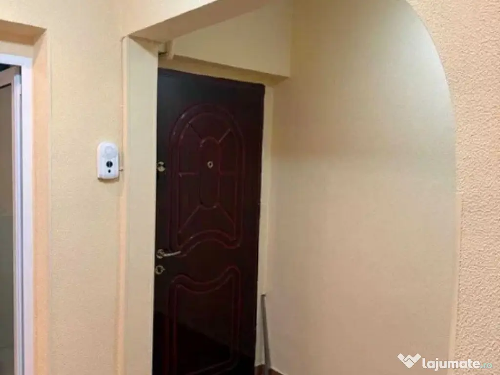 Apartament 2 Camere Decomandat | I.C. Frimu | Bloc 1985 | Parter 