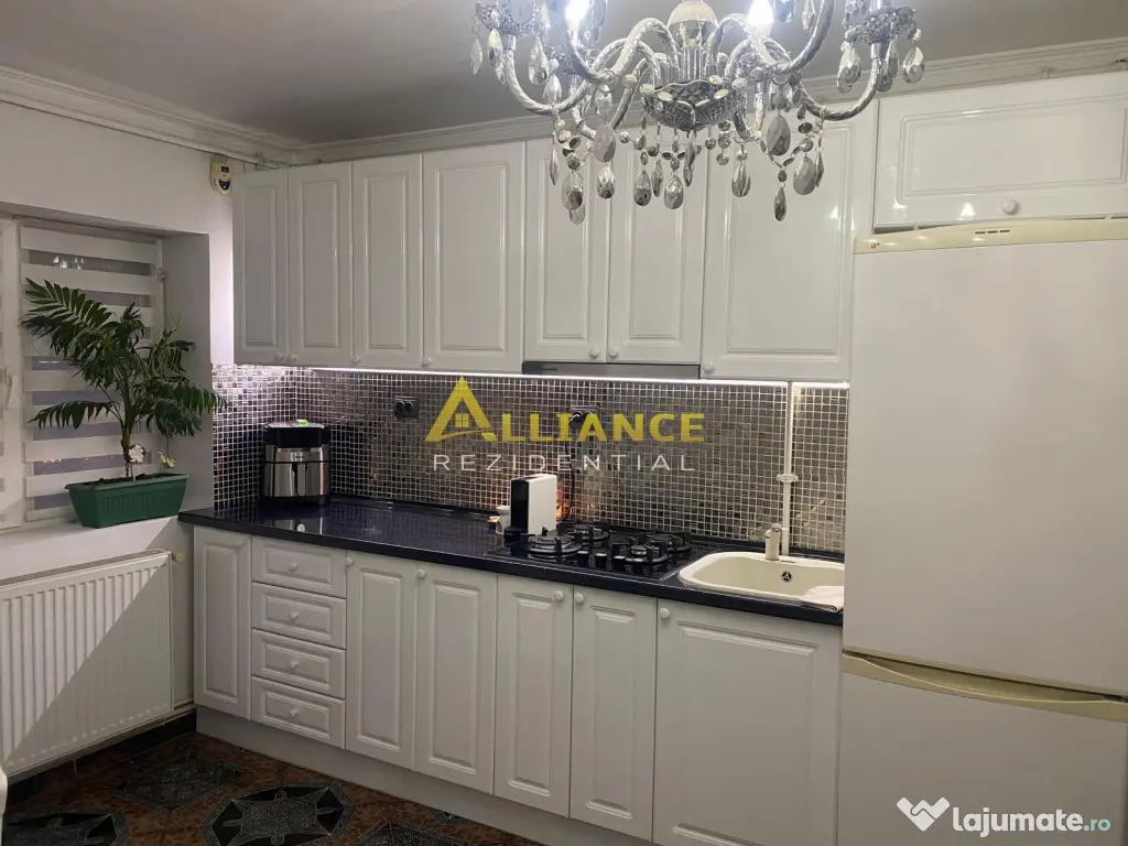 Apartament 3 camere luminos, etaj 3/3, Popesti-Leordeni - St 