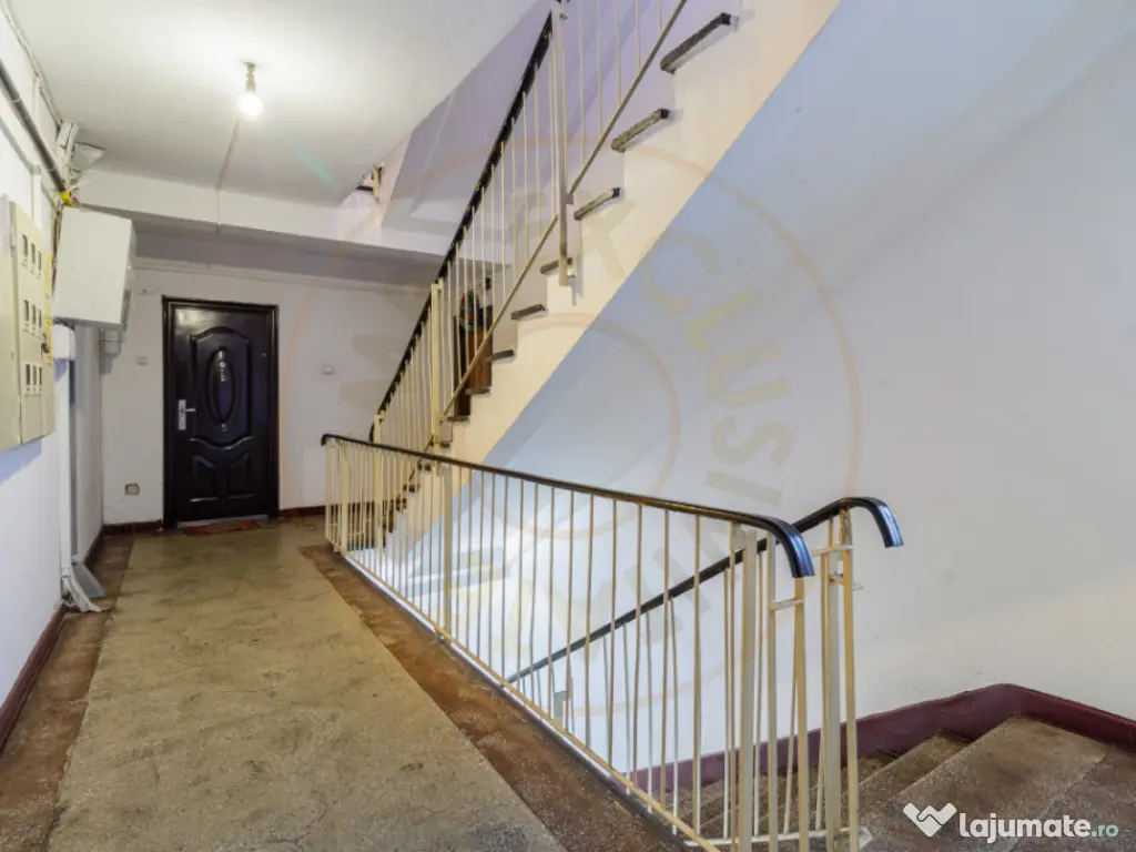 Apartament 3 camere 90 mp, etaj 1, stradal, Otopeni