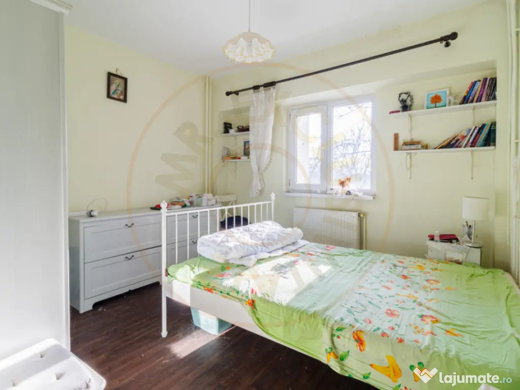 Apartament 3 camere 90 mp, etaj 1, stradal, Otopeni