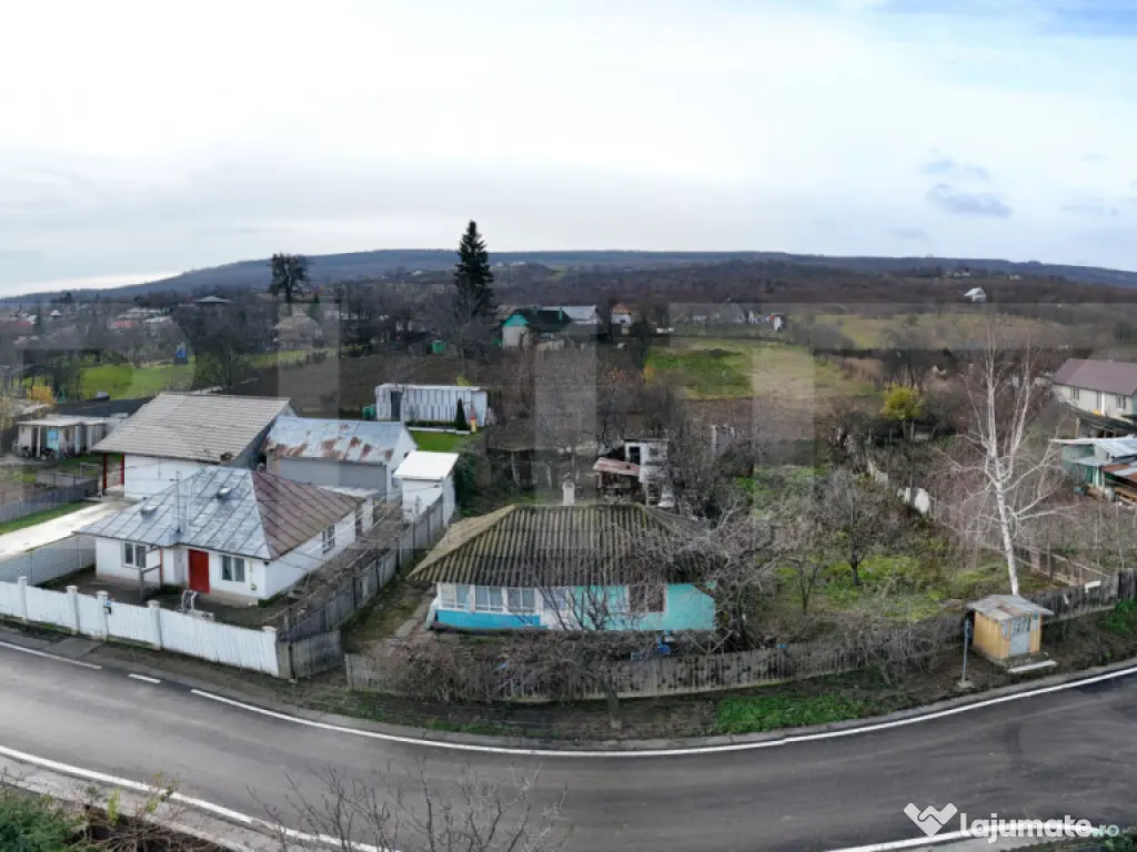 Casa batraneasca, 55 mp, zona Tomesti 