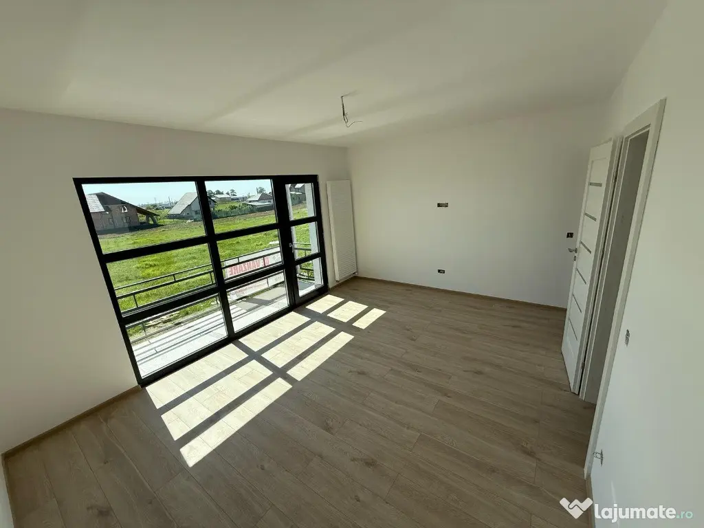 Casă 5 camere - Păuleștii Noi (zona Spitalului Mediurg) 