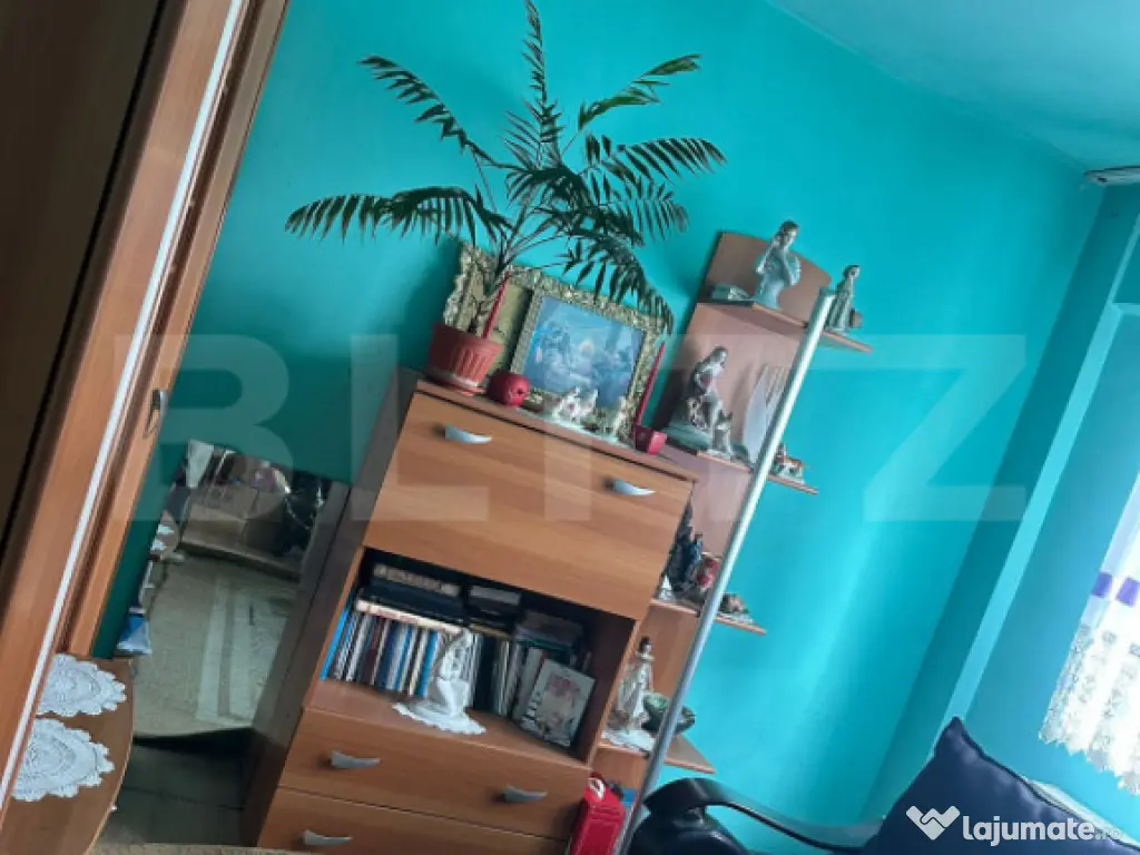 Apartament 3 camere de închiriat, 56 mp, Campeni