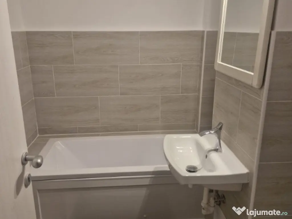 Apartament 3 camere Micro 3 