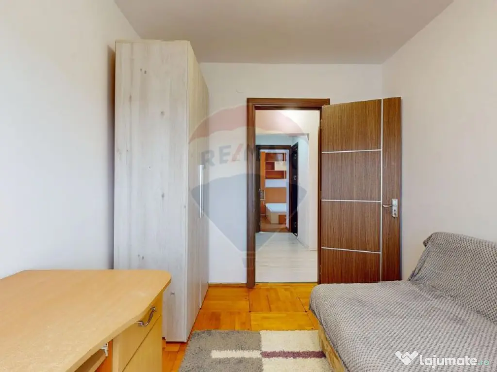 Apartament 4 camere Astra