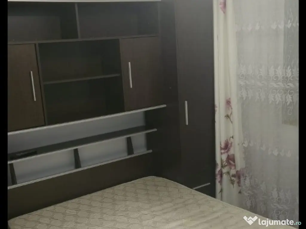 Apartament Cu 2 Camere Decomandate Zona Burdujeni - Ramiro 