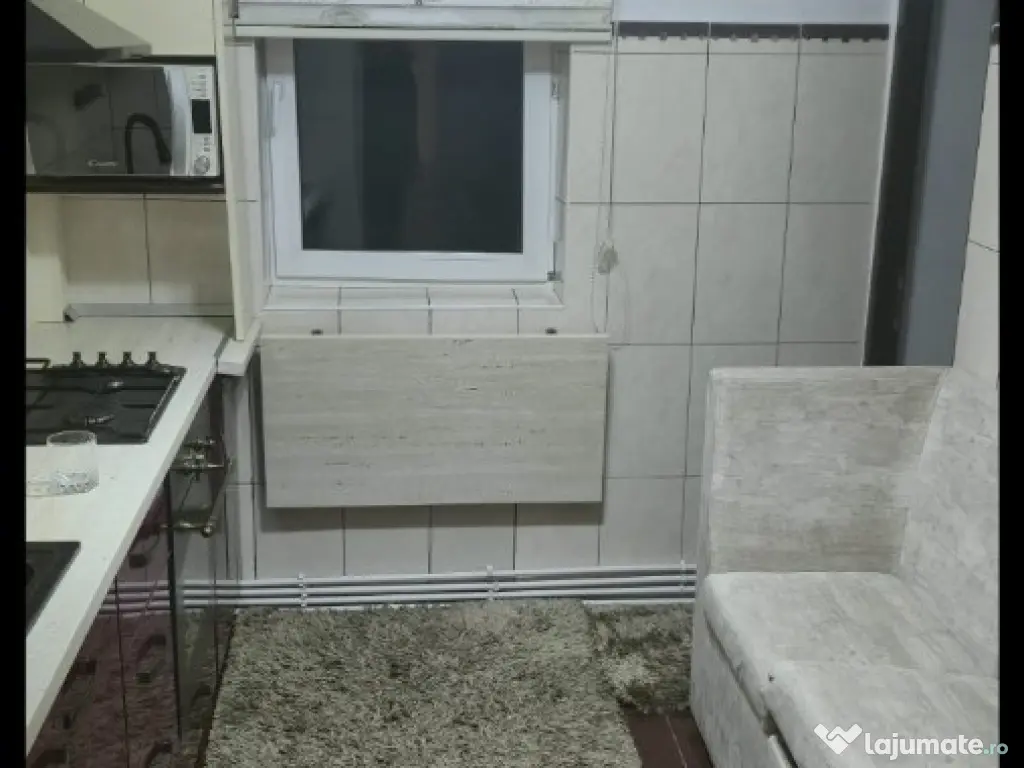 Apartament Cu 2 Camere Decomandate Zona Burdujeni - Ramiro 