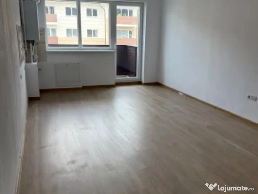 Apartament 2 camere, tip studio - zona Sanpetru 