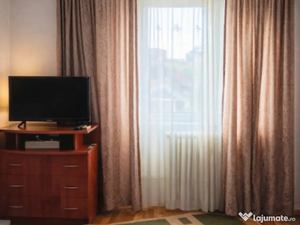 Apartament cu două camere zona Cetății 