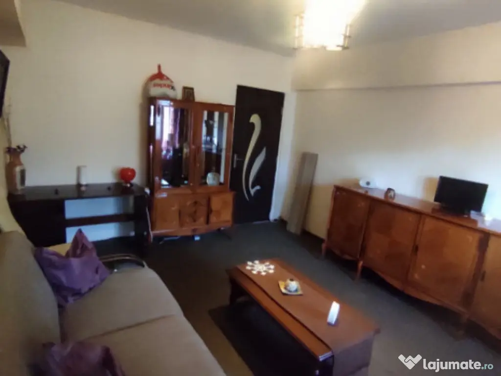 Apartament 2 camere, 57 mp, zona Craiovita Noua 