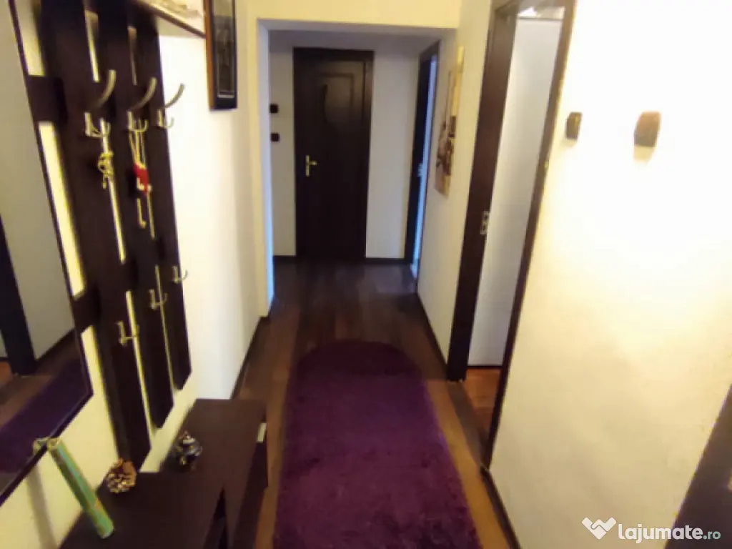 Apartament 2 camere, 57 mp, zona Craiovita Noua 