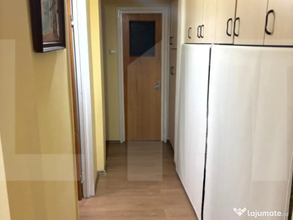 Apartament 5 camere, 95 mp, zona Aurel Vlaicu