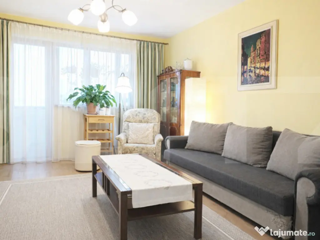 Apartament 5 camere, 95 mp, zona Aurel Vlaicu