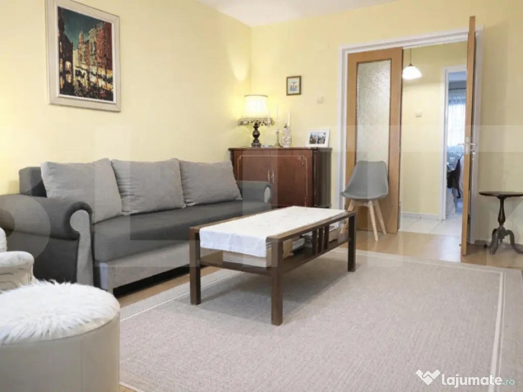 Apartament 5 camere, 95 mp, zona Aurel Vlaicu