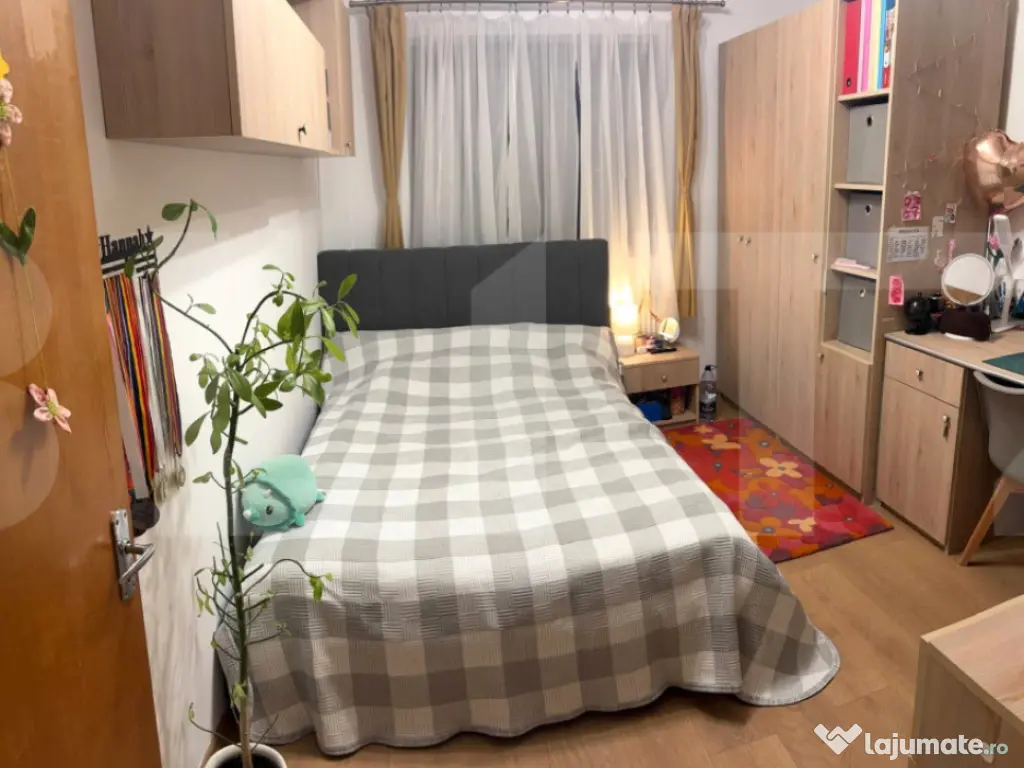 Apartament 5 camere, 95 mp, zona Aurel Vlaicu