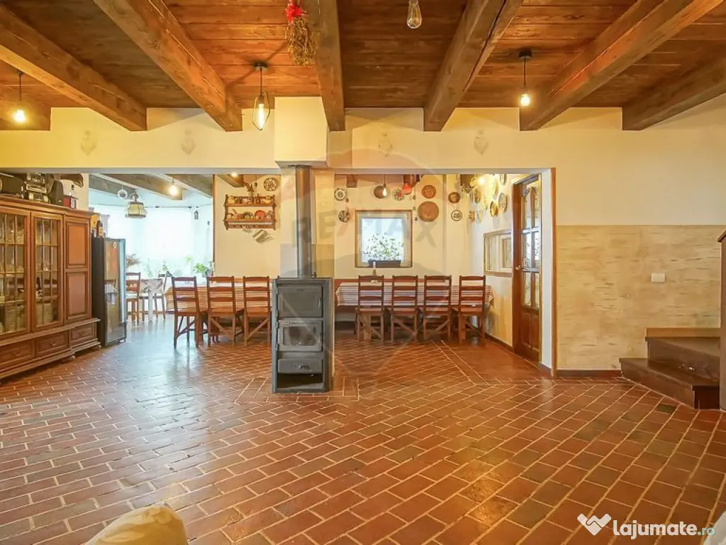 Cabana la Flo, 8 cam,P + M, teren 888 mp oportunitate de ...