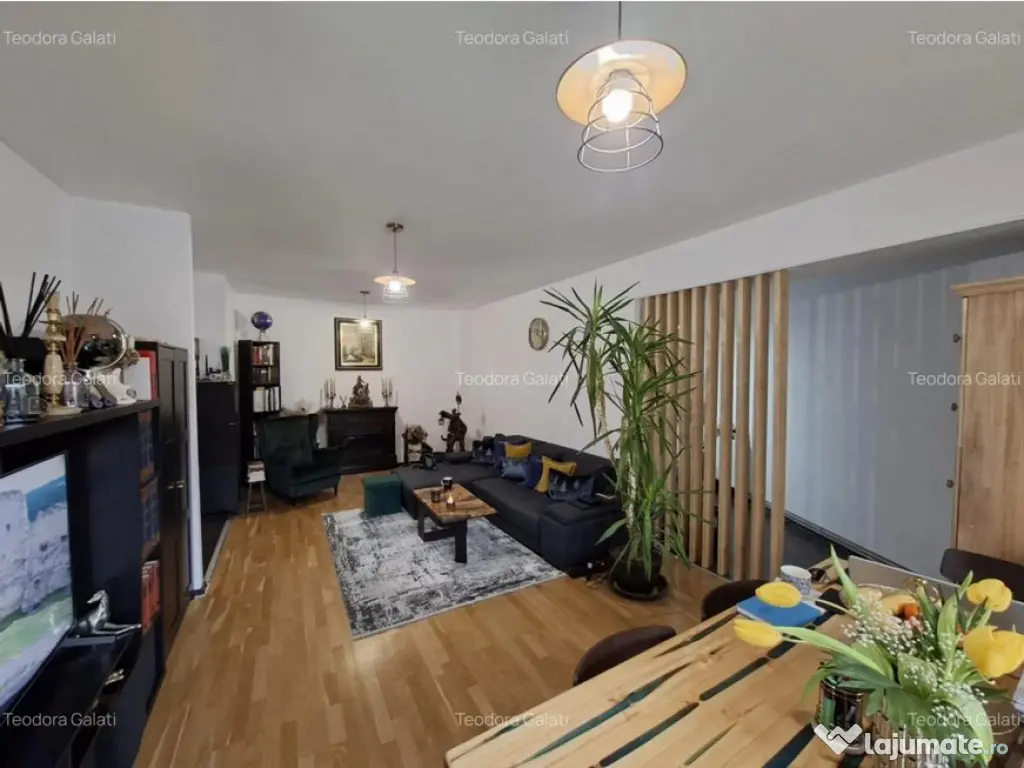 Apartament 2 camere, decomandat - zona Racadau 