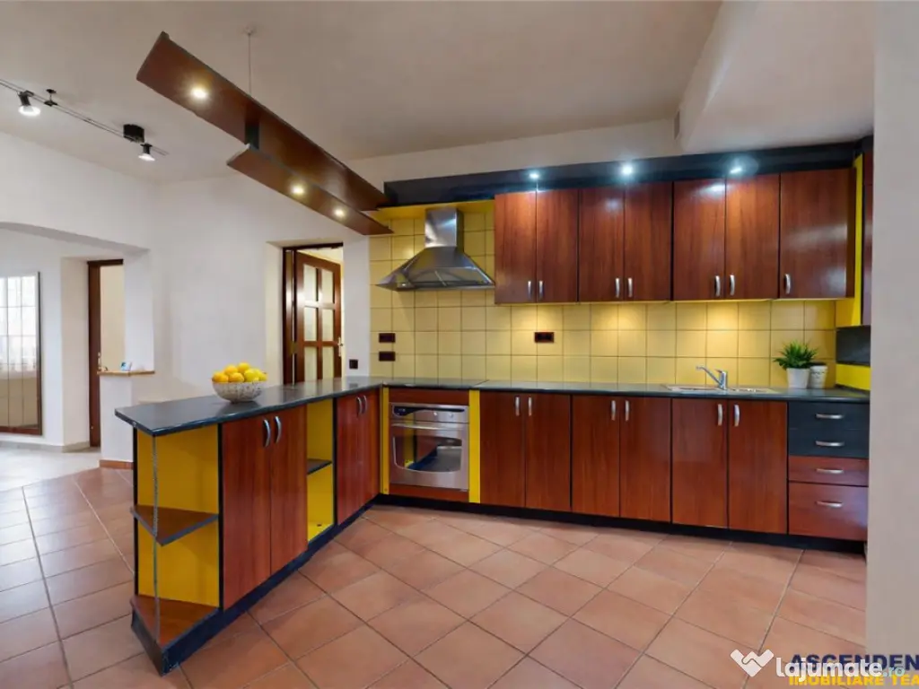 Volum arhitectural remarcabil:Rezidential Sediu firma,Clini 