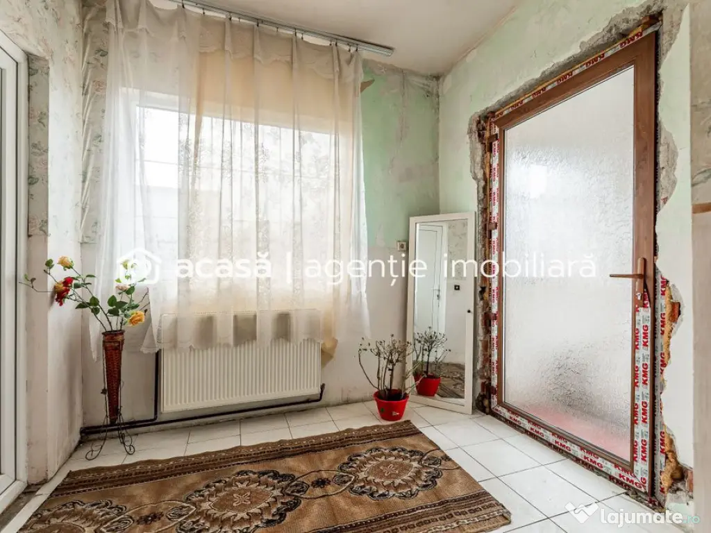 Casă de renovat cu 773 mp teren la preț de apartament 