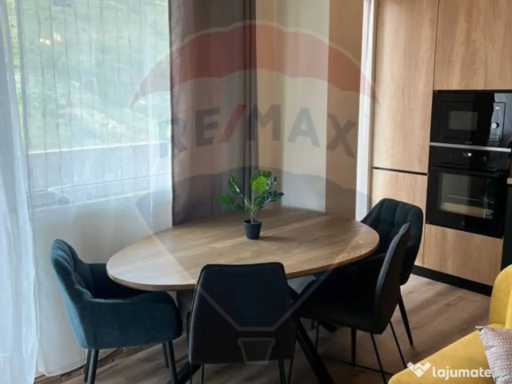 Apartament 3 camere de inchiriat 