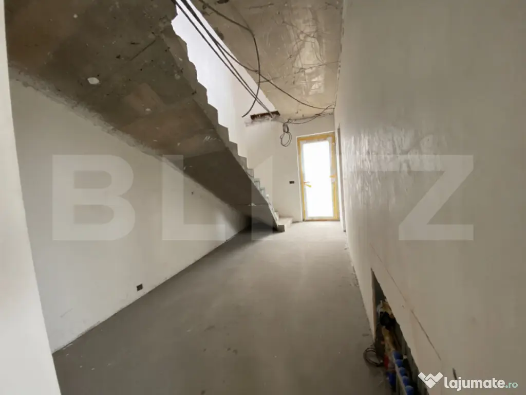 Duplex 334mp, teren 611mp, Moșnița Veche, oportunitate dez