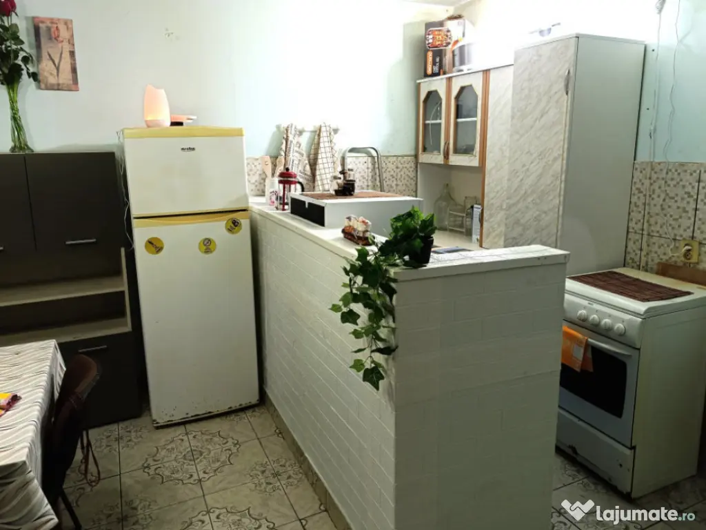 Casă de vânzare, 45 mp, zona Central