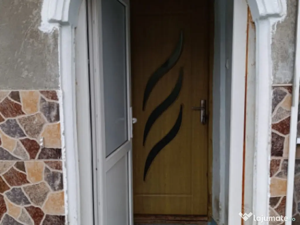 Casă de vânzare, 45 mp, zona Central